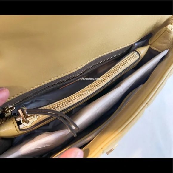 ✨NeW! Tory Burch Kira Small Top Handle Bag - Picture 6 of 17